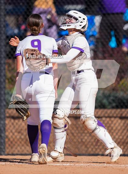 Thumbnail 1 in Palmer Ridge vs. Holy Family (CHSAA 4A Semifinal) photogallery.