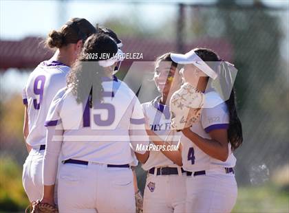 Thumbnail 1 in Palmer Ridge vs. Holy Family (CHSAA 4A Semifinal) photogallery.