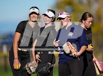 Thumbnail 1 in Palmer Ridge vs. Holy Family (CHSAA 4A Semifinal) photogallery.