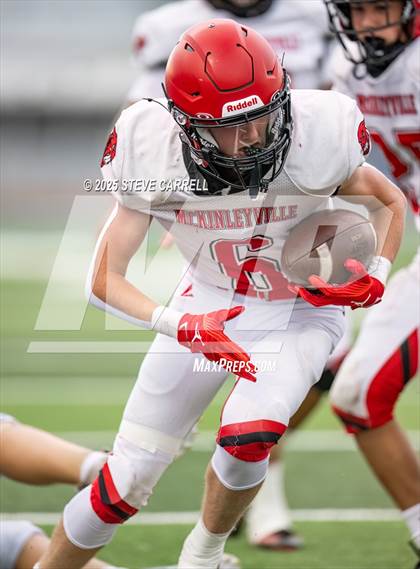Thumbnail 1 in JV: McKinleyville @ University Prep photogallery.