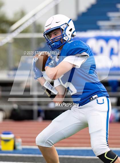 Thumbnail 3 in JV: McKinleyville @ University Prep photogallery.