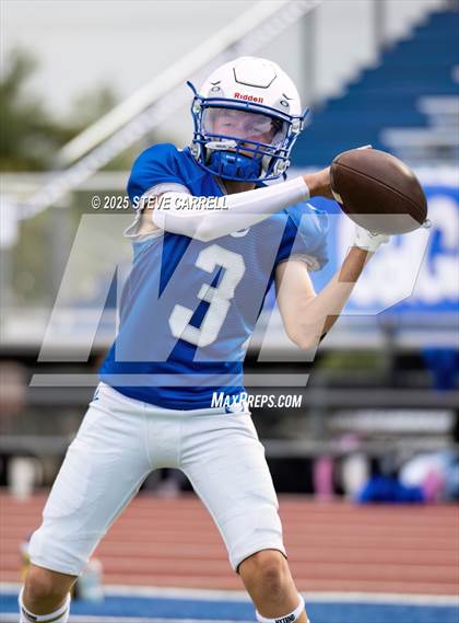 Thumbnail 2 in JV: McKinleyville @ University Prep photogallery.