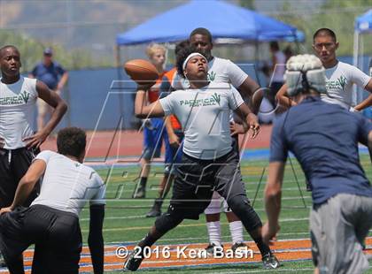 Thumbnail 3 in 7-on-7 Tournament photogallery.