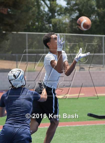 Thumbnail 3 in 7-on-7 Tournament photogallery.