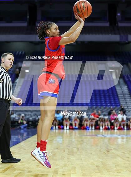 Thumbnail 2 in Summer Creek vs. Duncanville (UIL 6A Basketball Semifinal) photogallery.