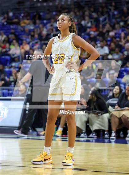 Thumbnail 2 in Summer Creek vs. Duncanville (UIL 6A Basketball Semifinal) photogallery.