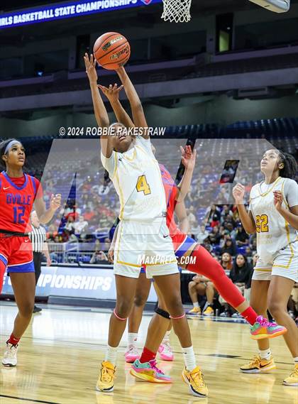 Thumbnail 3 in Summer Creek vs. Duncanville (UIL 6A Basketball Semifinal) photogallery.