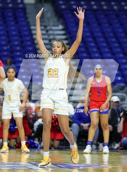 Thumbnail 2 in Summer Creek vs. Duncanville (UIL 6A Basketball Semifinal) photogallery.