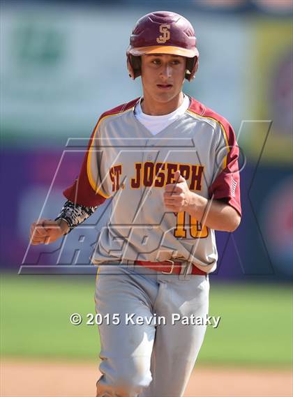 Thumbnail 2 in St. Joseph vs. Montville (CIAC Class M Semifinal) photogallery.