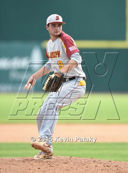 Thumbnail 1 in St. Joseph vs. Montville (CIAC Class M Semifinal) photogallery.