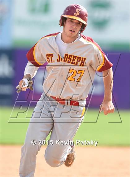 Thumbnail 2 in St. Joseph vs. Montville (CIAC Class M Semifinal) photogallery.