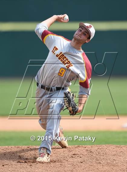 Thumbnail 2 in St. Joseph vs. Montville (CIAC Class M Semifinal) photogallery.