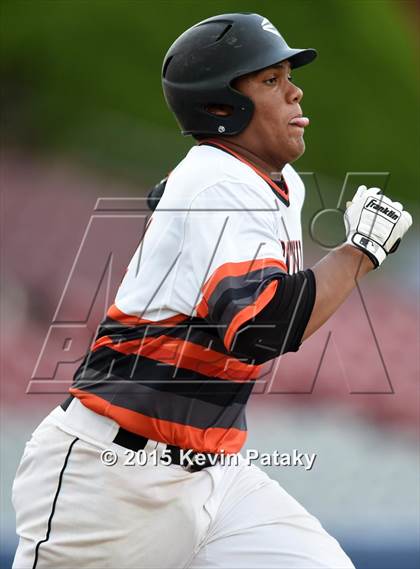 Thumbnail 3 in St. Joseph vs. Montville (CIAC Class M Semifinal) photogallery.