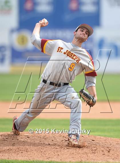 Thumbnail 2 in St. Joseph vs. Montville (CIAC Class M Semifinal) photogallery.