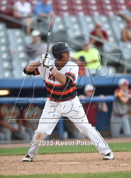 Thumbnail 1 in St. Joseph vs. Montville (CIAC Class M Semifinal) photogallery.