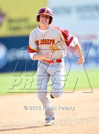Thumbnail 2 in St. Joseph vs. Montville (CIAC Class M Semifinal) photogallery.