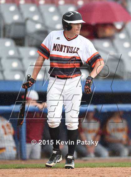 Thumbnail 3 in St. Joseph vs. Montville (CIAC Class M Semifinal) photogallery.