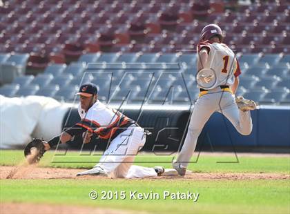 Thumbnail 3 in St. Joseph vs. Montville (CIAC Class M Semifinal) photogallery.