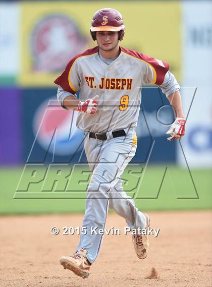 Thumbnail 3 in St. Joseph vs. Montville (CIAC Class M Semifinal) photogallery.