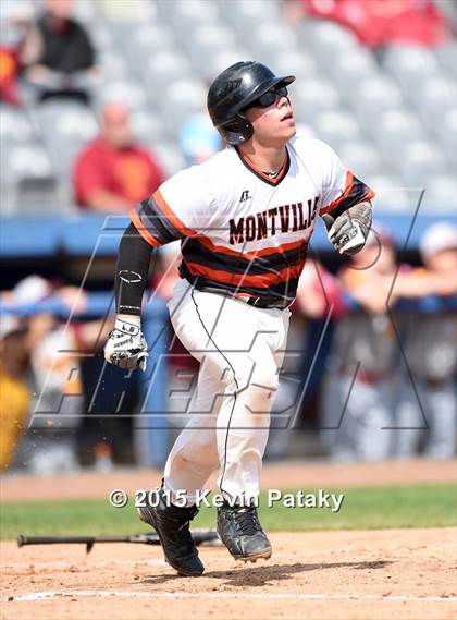Thumbnail 3 in St. Joseph vs. Montville (CIAC Class M Semifinal) photogallery.