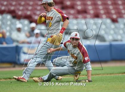 Thumbnail 2 in St. Joseph vs. Montville (CIAC Class M Semifinal) photogallery.