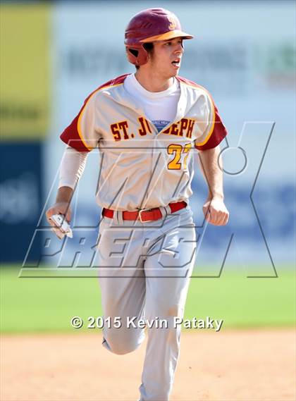 Thumbnail 3 in St. Joseph vs. Montville (CIAC Class M Semifinal) photogallery.