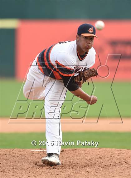 Thumbnail 2 in St. Joseph vs. Montville (CIAC Class M Semifinal) photogallery.