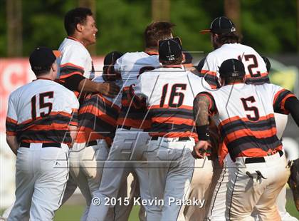 Thumbnail 1 in St. Joseph vs. Montville (CIAC Class M Semifinal) photogallery.