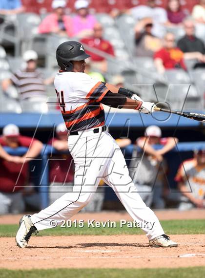 Thumbnail 1 in St. Joseph vs. Montville (CIAC Class M Semifinal) photogallery.