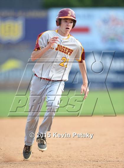 Thumbnail 1 in St. Joseph vs. Montville (CIAC Class M Semifinal) photogallery.