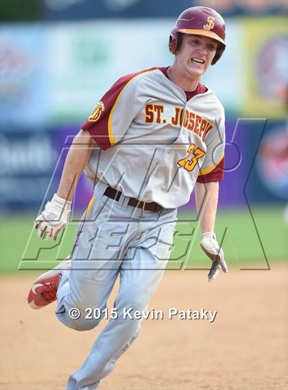 Thumbnail 2 in St. Joseph vs. Montville (CIAC Class M Semifinal) photogallery.