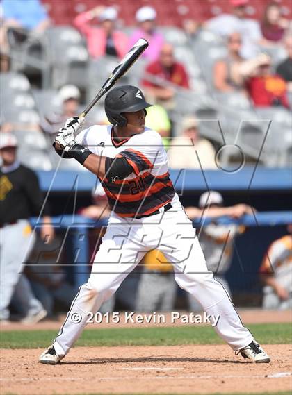 Thumbnail 2 in St. Joseph vs. Montville (CIAC Class M Semifinal) photogallery.