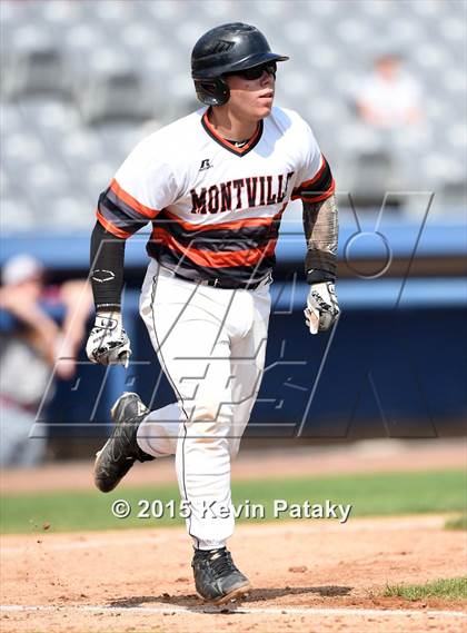 Thumbnail 1 in St. Joseph vs. Montville (CIAC Class M Semifinal) photogallery.