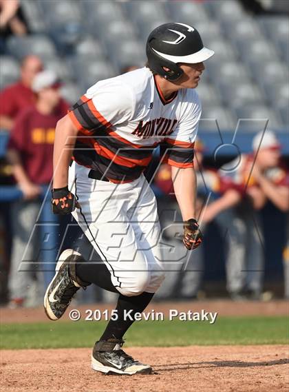 Thumbnail 1 in St. Joseph vs. Montville (CIAC Class M Semifinal) photogallery.