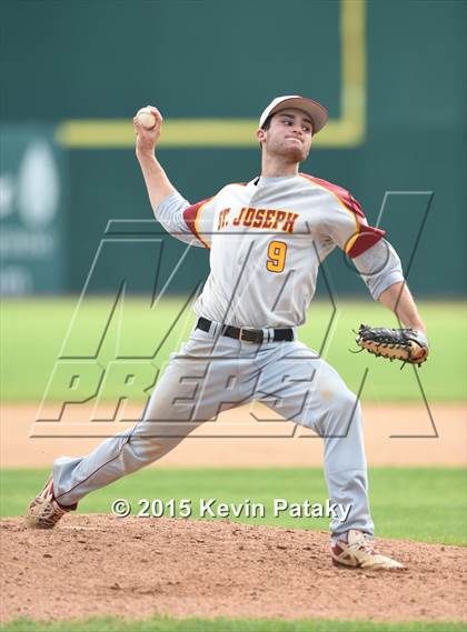 Thumbnail 3 in St. Joseph vs. Montville (CIAC Class M Semifinal) photogallery.