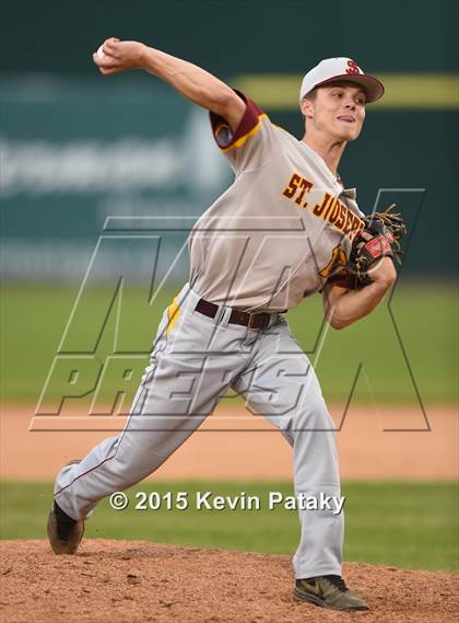 Thumbnail 1 in St. Joseph vs. Montville (CIAC Class M Semifinal) photogallery.
