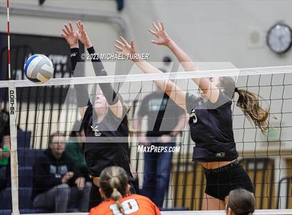 Thumbnail 3 in Post Falls vs Eagle (IHSAA 5A  Quarter Final) photogallery.