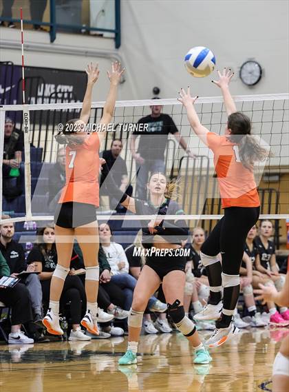 Thumbnail 2 in Post Falls vs Eagle (IHSAA 5A  Quarter Final) photogallery.