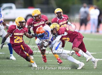 Thumbnail 3 in Landry-Walker vs McDonogh 35 (Tad Gormley Jamboree) photogallery.