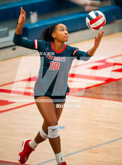 Thumbnail 1 in James Clemens @ Bob Jones photogallery.