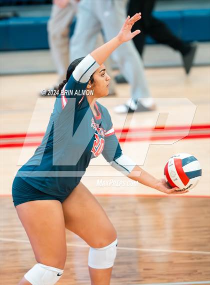 Thumbnail 3 in James Clemens @ Bob Jones photogallery.