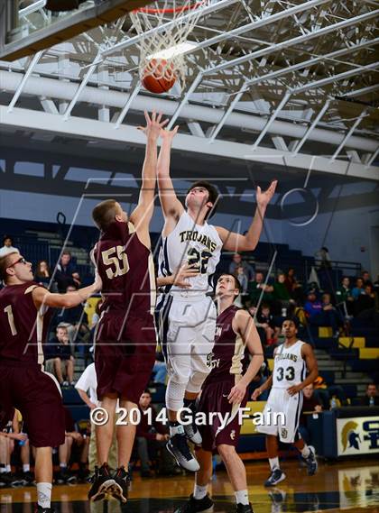 Thumbnail 2 in Cannon County vs Soddy Daisy (Rhea County Christmas Tournament) photogallery.