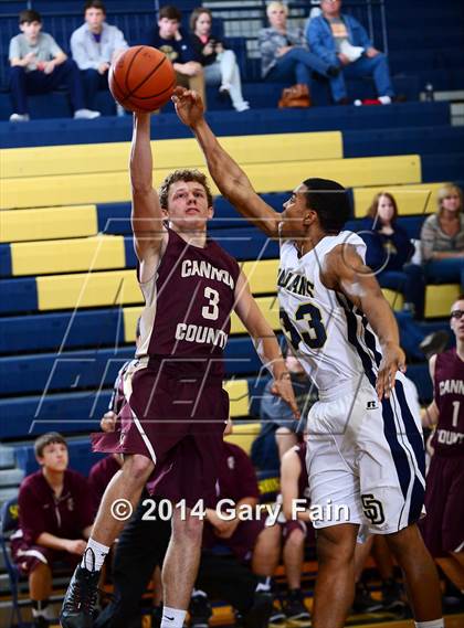 Thumbnail 1 in Cannon County vs Soddy Daisy (Rhea County Christmas Tournament) photogallery.