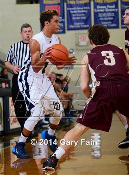 Thumbnail 2 in Cannon County vs Soddy Daisy (Rhea County Christmas Tournament) photogallery.