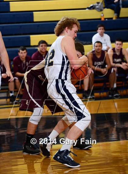 Thumbnail 3 in Cannon County vs Soddy Daisy (Rhea County Christmas Tournament) photogallery.