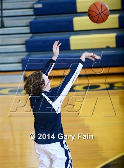 Thumbnail 2 in Cannon County vs Soddy Daisy (Rhea County Christmas Tournament) photogallery.