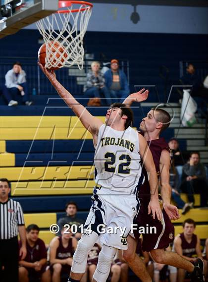 Thumbnail 3 in Cannon County vs Soddy Daisy (Rhea County Christmas Tournament) photogallery.