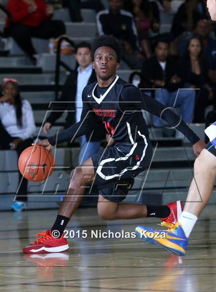 Thumbnail 1 in View Park vs. Los Angeles CES (CIF LA City Section D4 Final) photogallery.