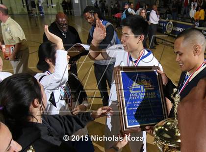 Thumbnail 1 in View Park vs. Los Angeles CES (CIF LA City Section D4 Final) photogallery.