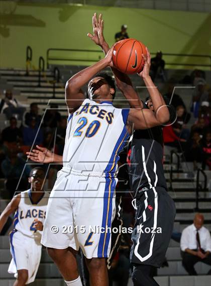 Thumbnail 3 in View Park vs. Los Angeles CES (CIF LA City Section D4 Final) photogallery.